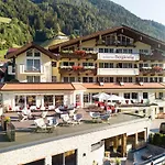 Отель Premium Activehotel Bergkoenig 4*