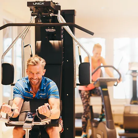 Premium Activehotel Bergkoenig Нойштифт-им-Штубайталь