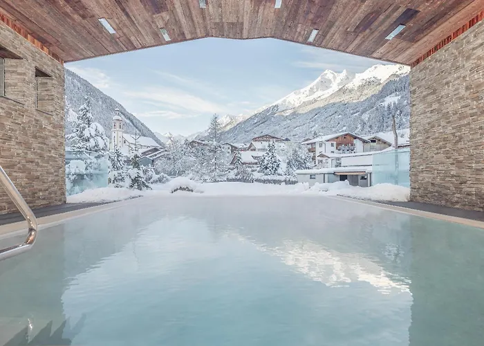 Premium Activehotel Bergkoenig Отель Нойштифт-им-Штубайталь