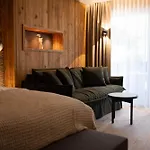 فندق بريميوم أكتيفهوتيل بيرغكونيغ 4*
