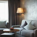 بريميوم أكتيفهوتيل بيرغكونيغ 4*