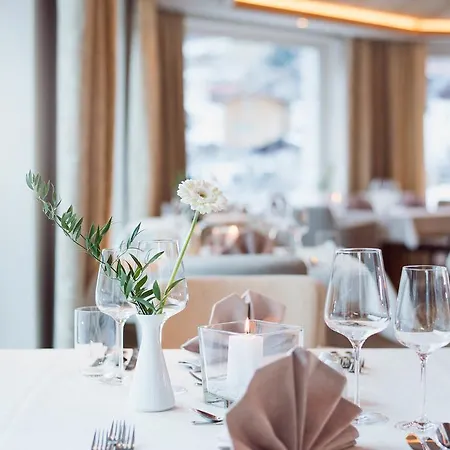 Hotel Premium Activehotel Bergkoenig 4*