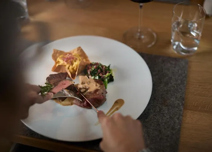 Premium Activehotel Bergkoenig ホテル ノイシュティフト・イム・シュトゥーバイタール