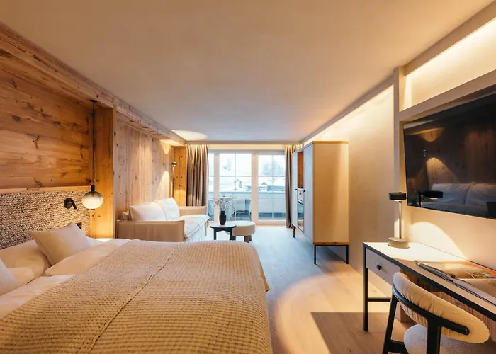 فندق بريميوم أكتيفهوتيل بيرغكونيغ 4*