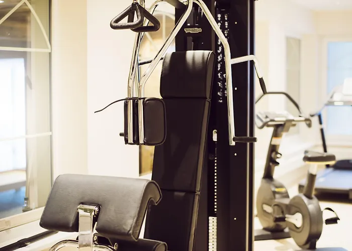 بريميوم أكتيفهوتيل بيرغكونيغ فندق نيوستيف ام ستوبيتا