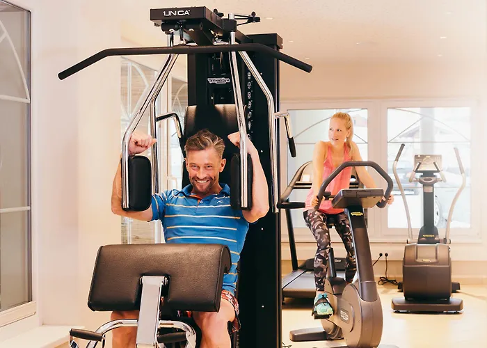 بريميوم أكتيفهوتيل بيرغكونيغ 4*