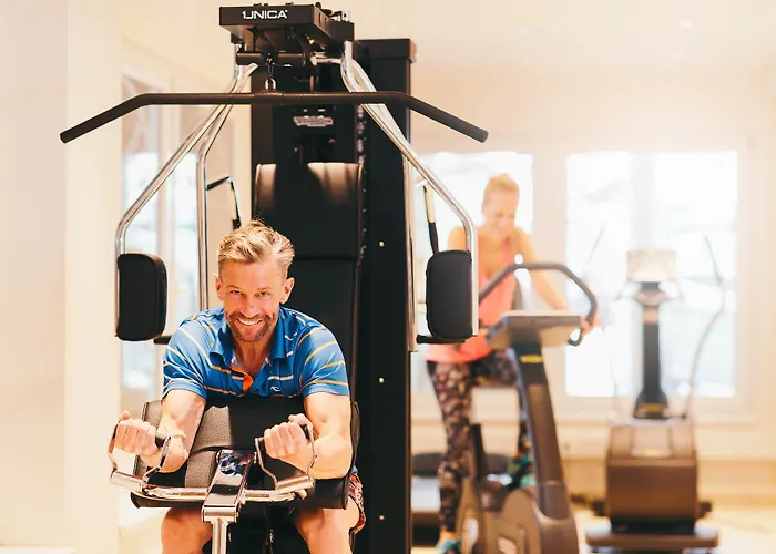 بريميوم أكتيفهوتيل بيرغكونيغ نيوستيف ام ستوبيتا