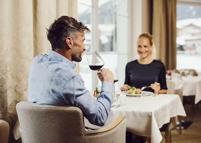 بريميوم أكتيفهوتيل بيرغكونيغ 4*