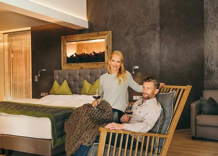 فندق بريميوم أكتيفهوتيل بيرغكونيغ